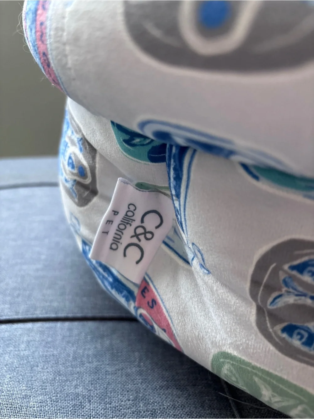 Sardines Pet Bed